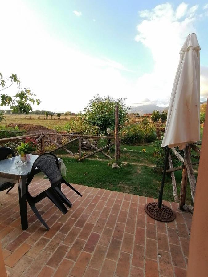 Casale Cavatella Bed & Breakfast Сермонета Екстериор снимка