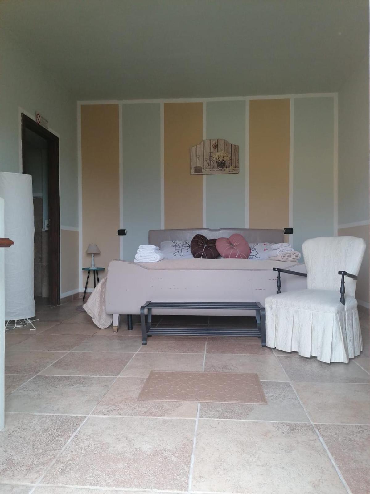 Casale Cavatella Bed & Breakfast Сермонета Екстериор снимка