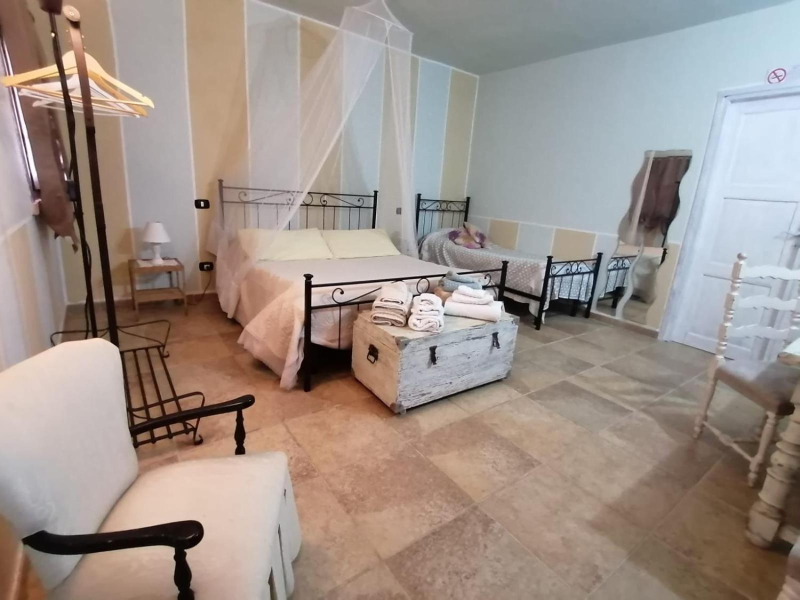 Casale Cavatella Bed & Breakfast Сермонета Екстериор снимка